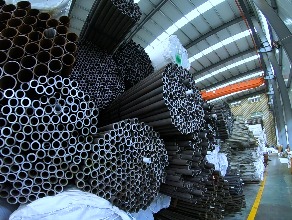 عمليات المعالجة الحرارية وتأثيرها على صلابة أنبوب الصلب غير الملحوم: اختيار العملية الصحيحة لظروف العمل المختلفة